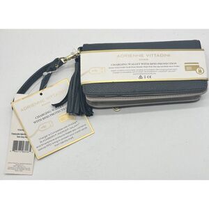 ADRIENNE‎ VITTADINI STUDIO Gray Tan Charging Wallet RFID Protection NEW